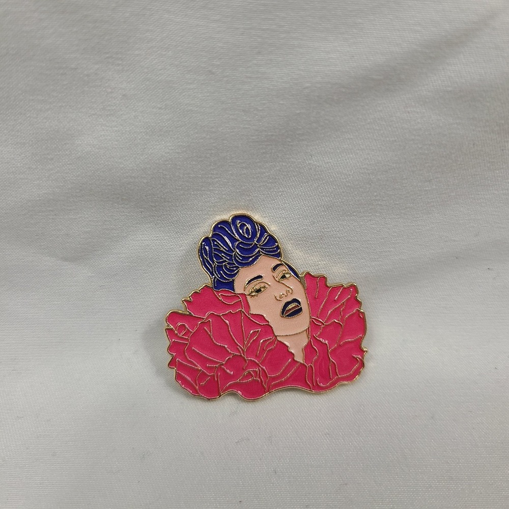 Qveen Herby Housewife Hard Enamel Pin Blue Hair Pink Floral Double Clutch
